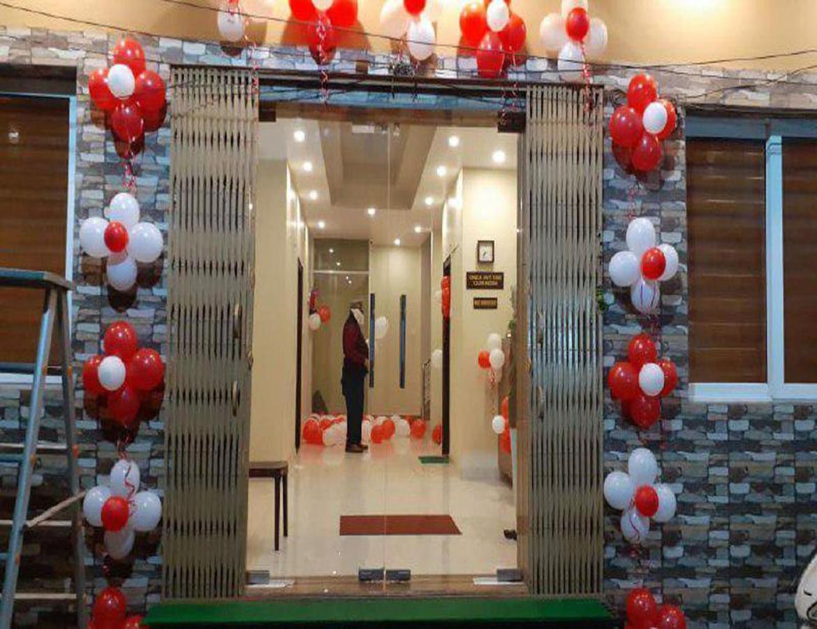 Hotel Artika Inn พาราณสี ภายนอก รูปภาพ